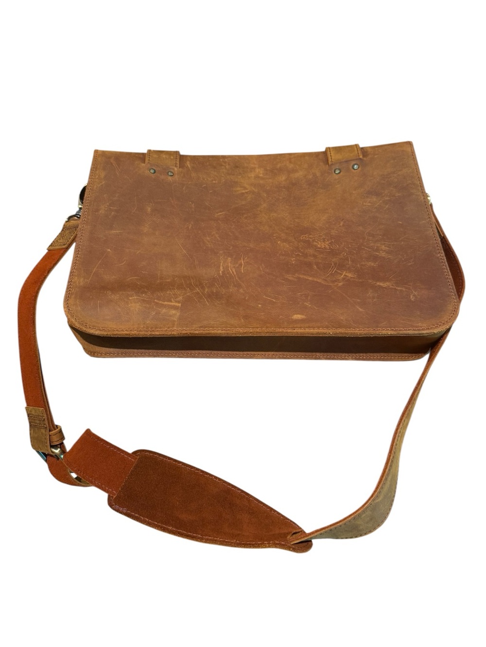NWOT! Oiled Leather Distressed Compact Messenger Bag - Picture 4 of 7